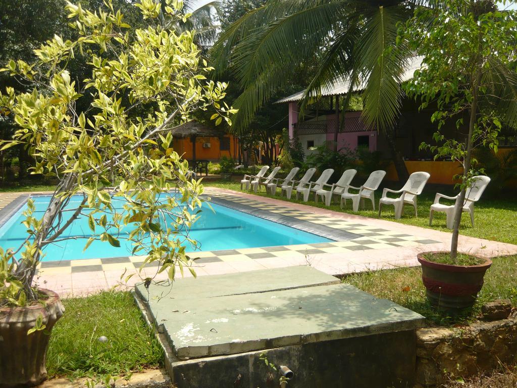 Sunrise Holiday Resort Habarana Extérieur photo