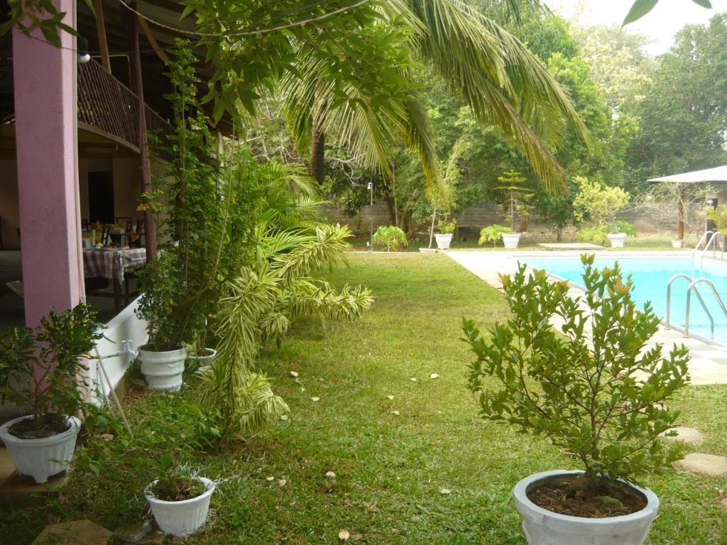 Sunrise Holiday Resort Habarana Extérieur photo