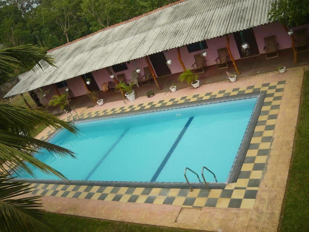 Sunrise Holiday Resort Habarana Extérieur photo